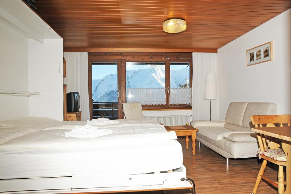 Alpenhaus Бетмералп Стая снимка